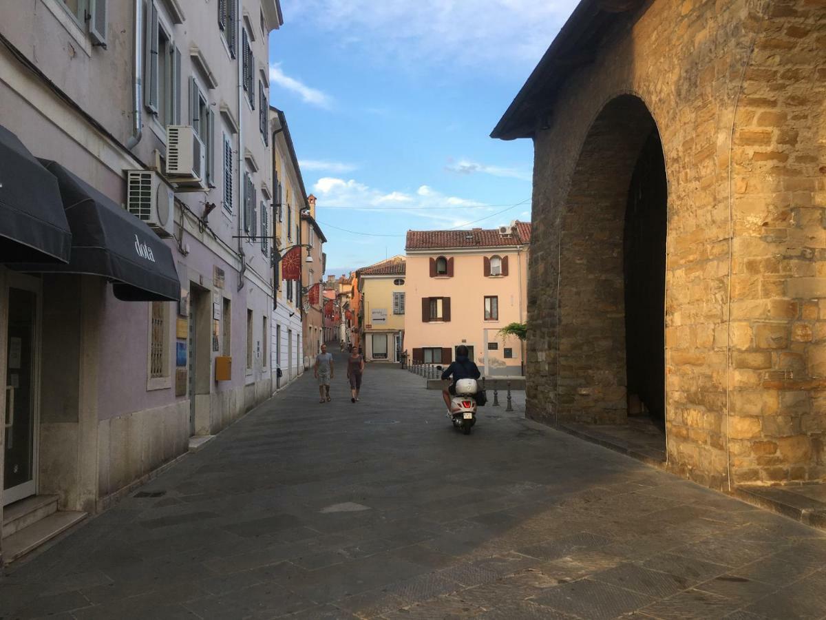 Apartma Bluemarin Capodistria Esterno foto