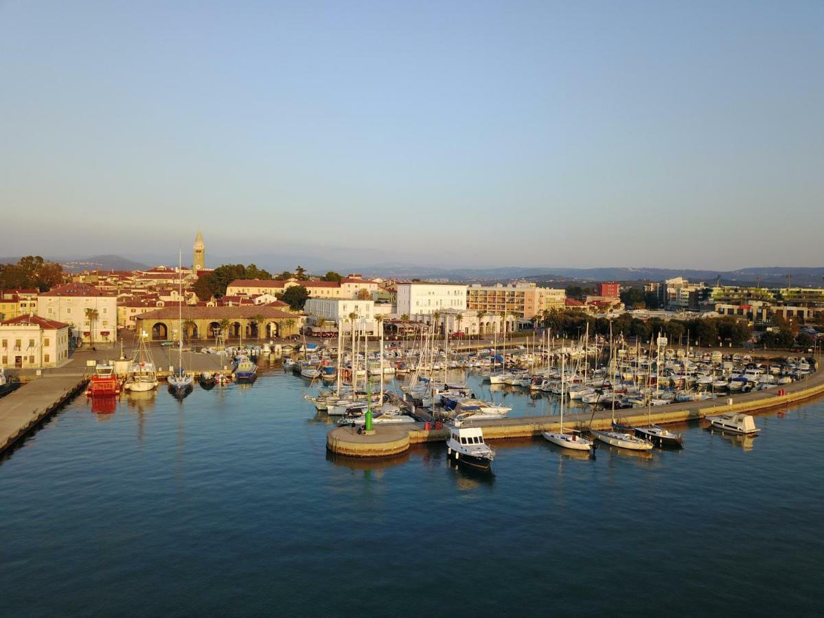 Apartma Bluemarin Capodistria Esterno foto
